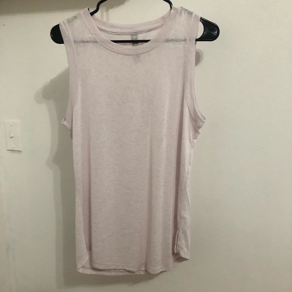 Light purple workout top